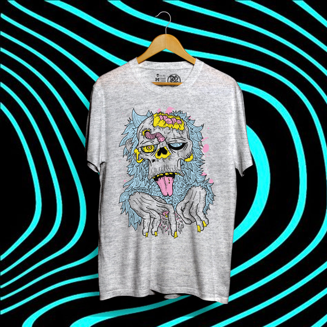 Polera modelo ZOMBIE